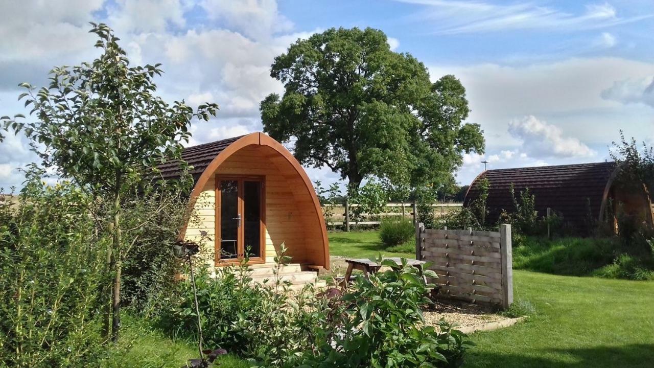 Hotel Campion Glamping Pod à Cheltenham Extérieur photo